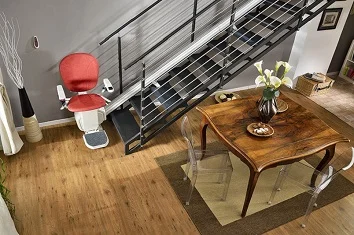 Amada-merdiven-asansoru Koltuklu merdiven asansörü